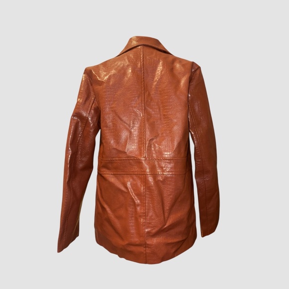 Trench Coat - Picture 3 of 4